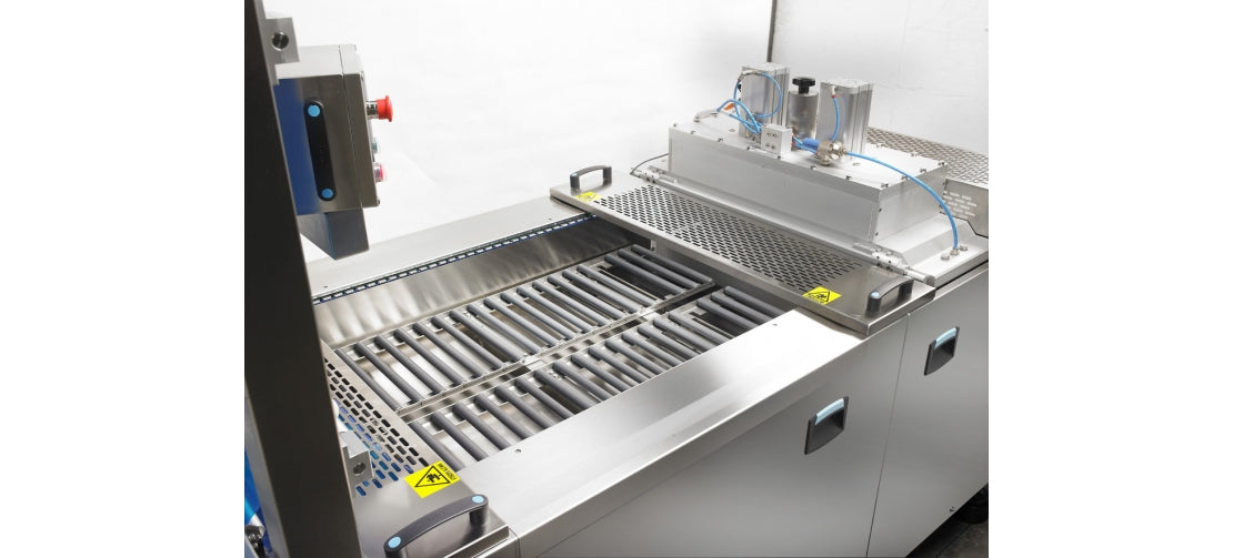 MAXIFORM Automatic Thermoforming Equipment