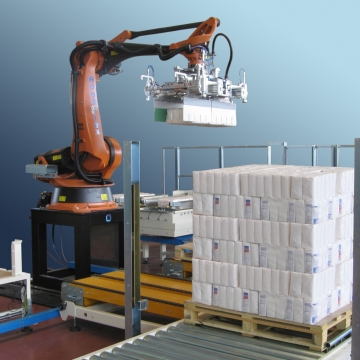 <p>The end of production line is one of the most important processes to ensure proper packaging of the finished product.</p>

<p>We offer a complete range of automatic and semi-automatic packaging solutions consisting of box forming and closing machines, pallet wrapping, palletising machines, product handling and transport systems.</p>
